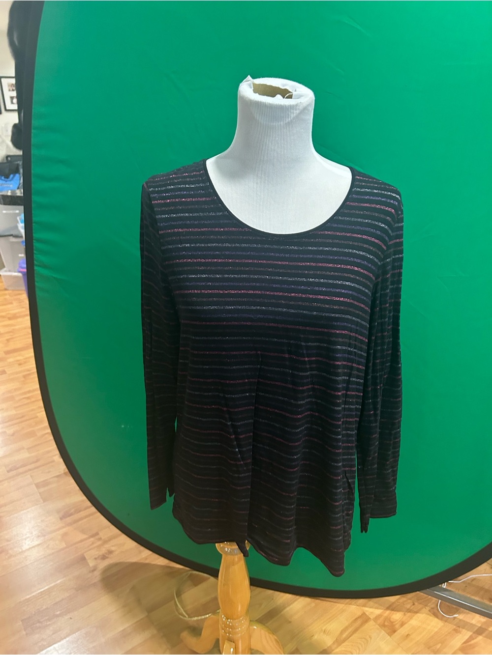 Chico's Black Long-Sleeve Scoop Neck Top with Subtle Pink Stripes